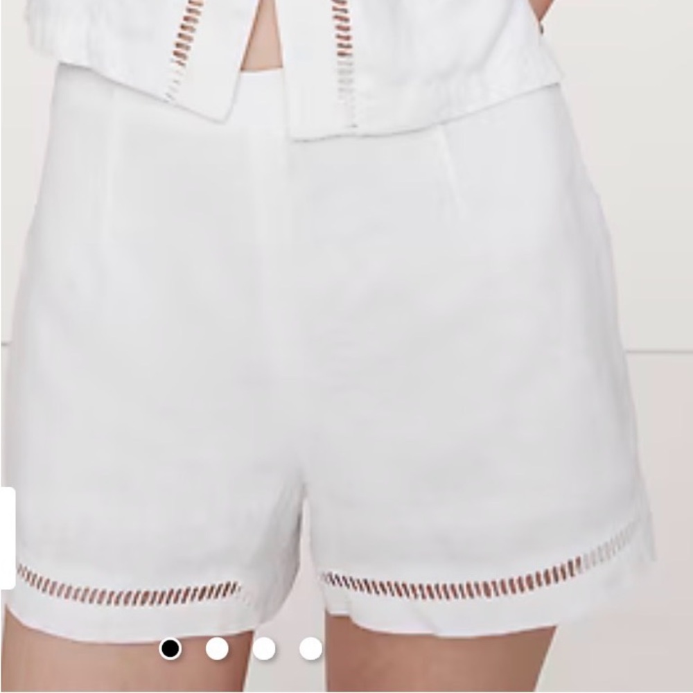 Banana Republic NWT Women's White HIGH-RISE LACE-TRIM LINEN 3" SHORT Size 10